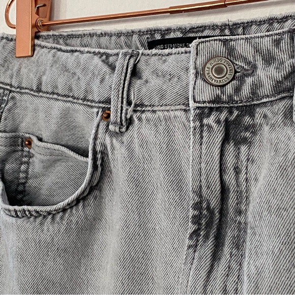 Stradivarius Long Straight Jeans - Picture 2 of 8